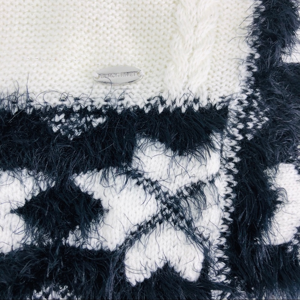NWT Ivory Black Cowl Neck Poncho Sweater SM/MED - Picture 7 of 8